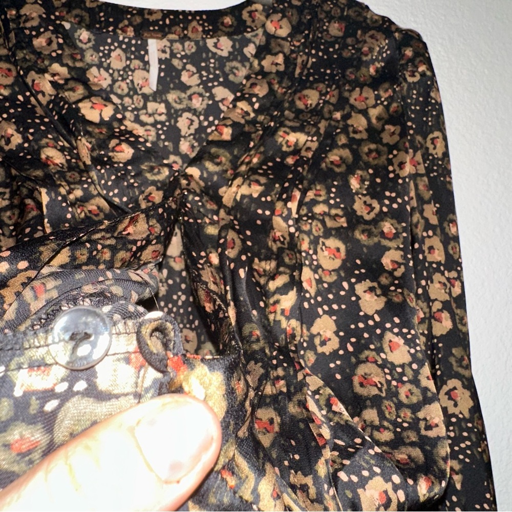Free People Black Floral Blouse - Picture 6 of 12